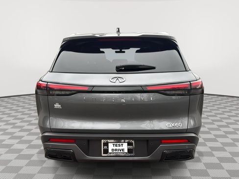 Certified 2025 INFINITI QX60 Luxe image 6