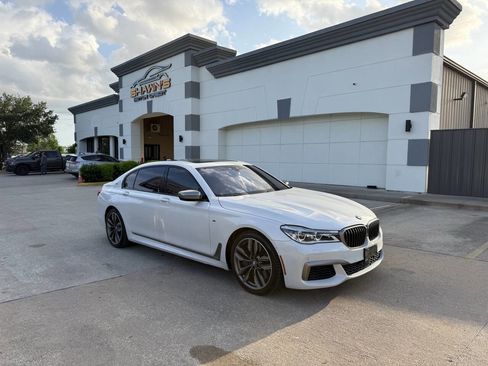 Used 2018 BMW M760i xDrive AWD/4WD image 58
