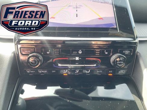 Used 2024 Jeep Grand Cherokee L Laredo AWD/4WD image 22