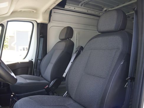 Used 2023 RAM ProMaster 2500 FWD image 16