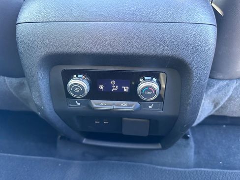 Used 2024 GMC Acadia Denali image 40