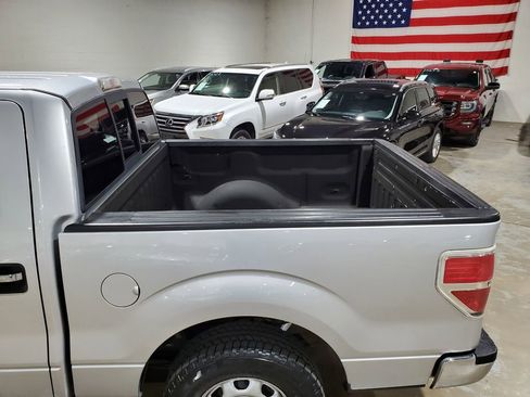 Used 2011 Ford F150 XLT w/ XLT Chrome Pkg image 42
