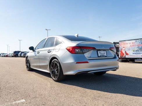 Used 2023 Honda Civic LX image 5