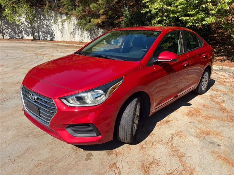 Used 2022 Hyundai Accent SE FWD image 3