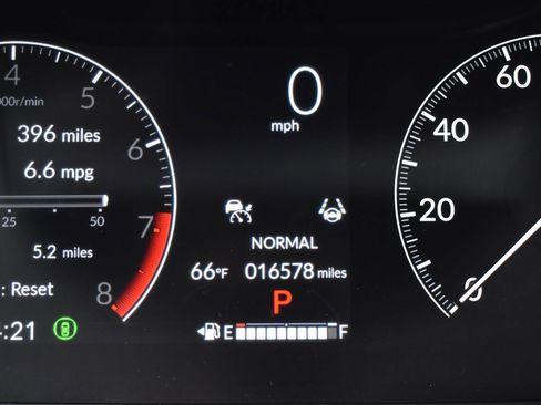 Used 2025 Honda Odyssey Touring image 7
