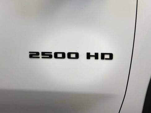 Used 2022 Chevrolet Silverado 2500 LTZ w/ LTZ Plus Package AWD/4WD image 6
