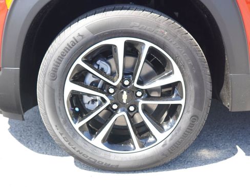 New 2026 Chevrolet TrailBlazer LT w/ Convenience Package AWD/4WD image 10