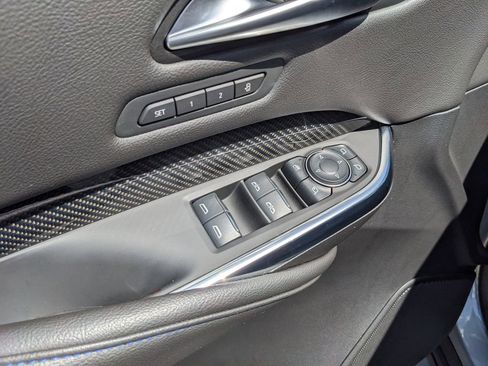 Used 2024 Cadillac XT4 Sport FWD image 19