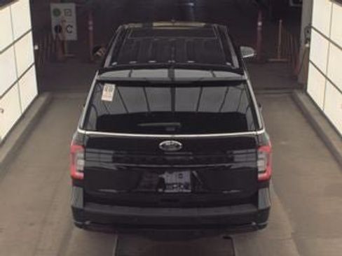 Certified 2023 Ford Expedition Limited AWD/4WD image 4