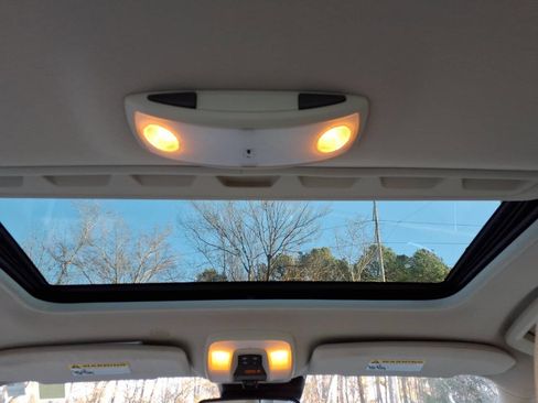 Used 2015 Volvo S60 T5 Premier image 15