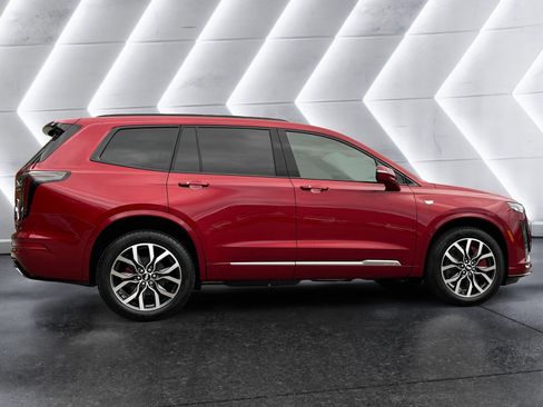 New 2025 Cadillac XT6 Sport w/ Technology Package image 7