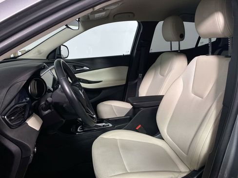 Used 2023 Buick Encore GX Preferred w/ Cold Weather Comfort Package FWD image 11