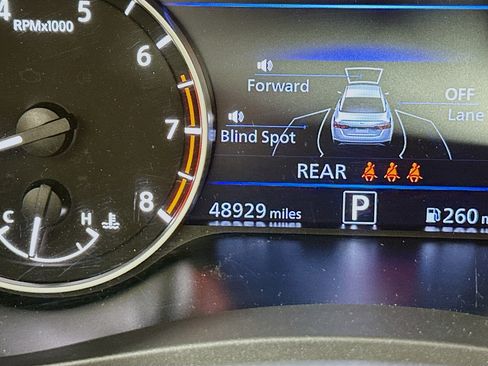 Used 2024 Nissan Altima 2.5 SV image 19