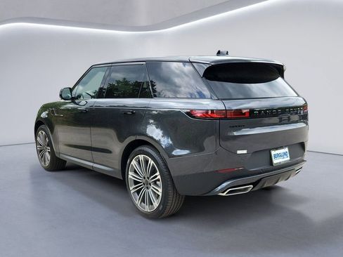 New 2026 Land Rover Range Rover Sport SE AWD/4WD image 4