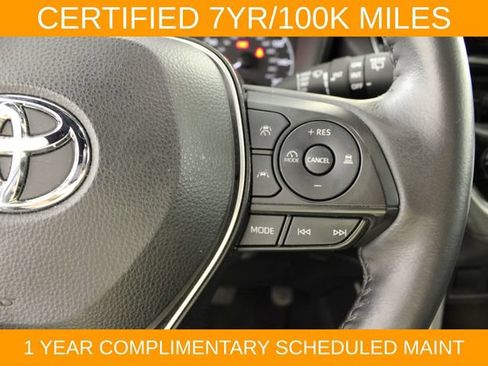 Used 2024 Toyota Corolla Cross AWD Hybrid w/ Moonroof Package image 22