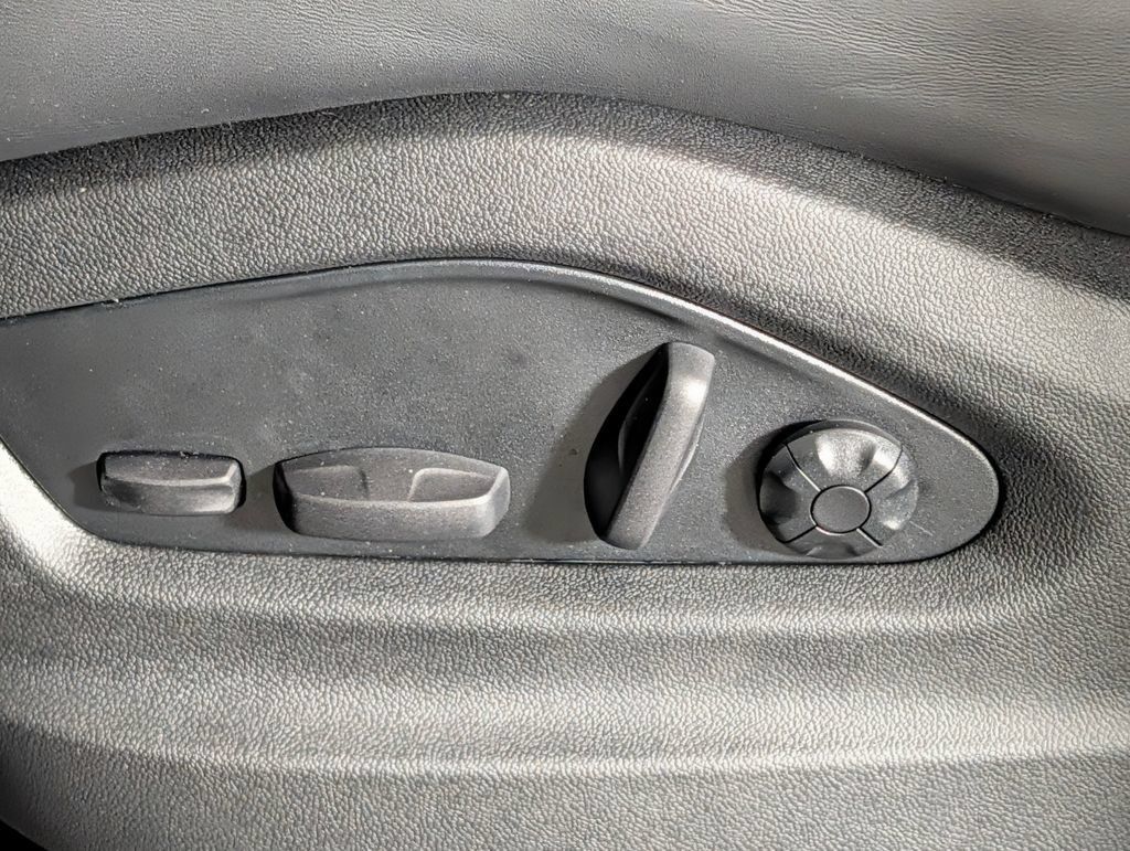 New 2026 Porsche Cayenne AWD/4WD image 28