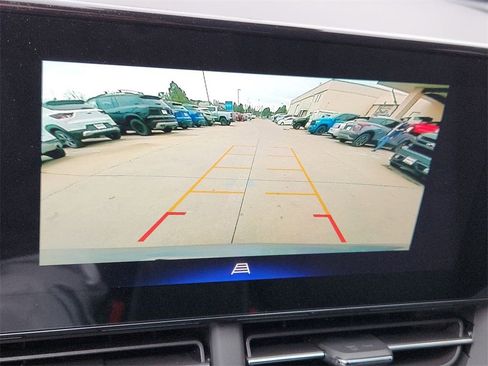 New 2025 Chevrolet Trax LT w/ Driver Confidence Package image 14