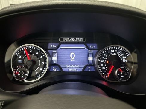 Used 2019 RAM 1500 Laramie AWD/4WD image 13