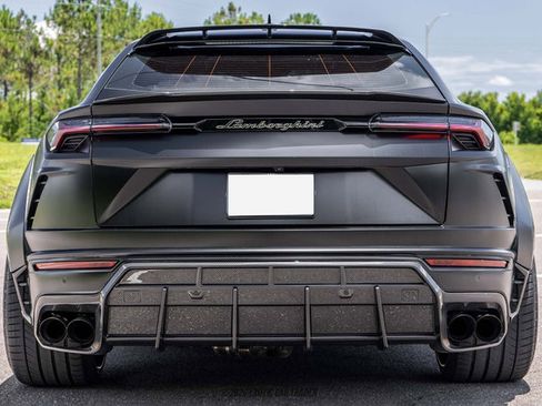 Used 2021 Lamborghini Urus AWD/4WD image 7