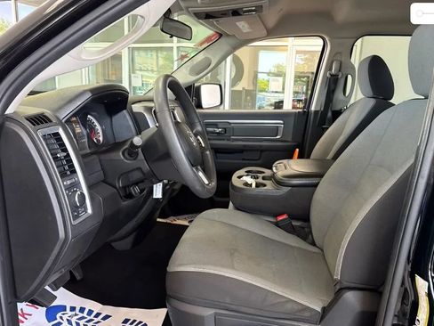 Used 2024 RAM 1500 Classic SLT AWD/4WD image 2