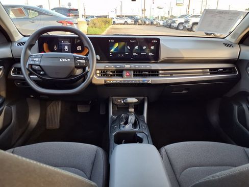 Used 2025 Kia K4 FWD image 17