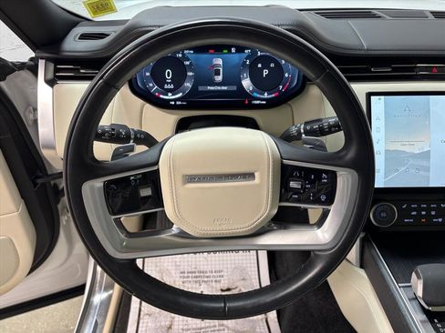 Used 2023 Land Rover Range Rover SE image 19