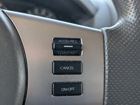 Used 2016 Nissan Frontier SV image 13