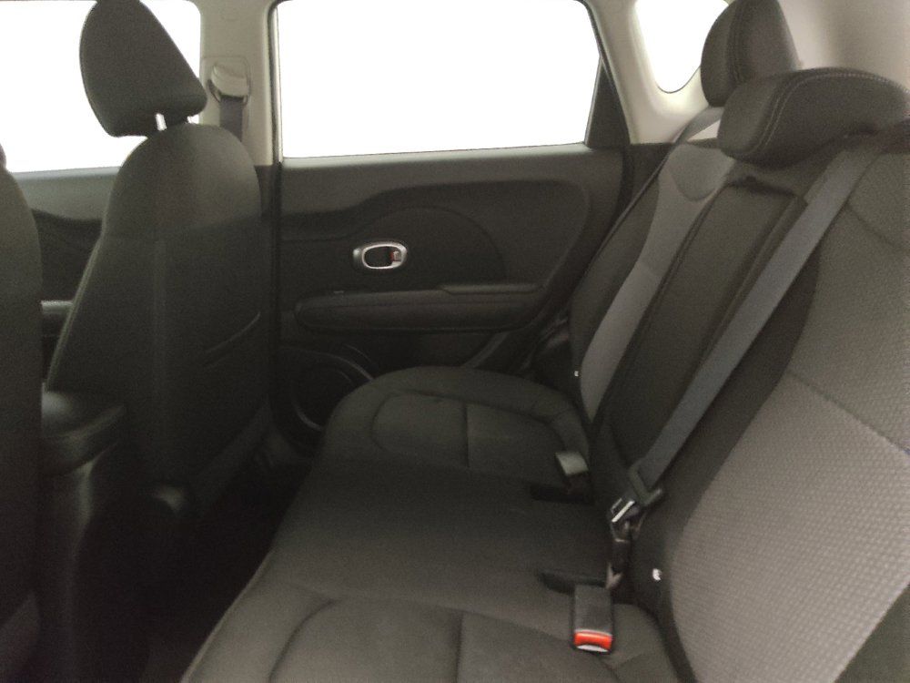 Used 2019 Kia Soul + FWD image 18