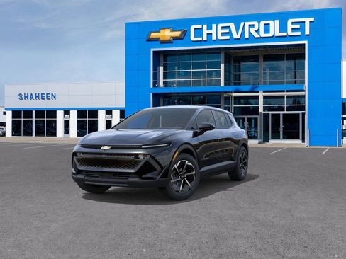 New 2026 Chevrolet Equinox EV LT w/ Comfort Package image 9