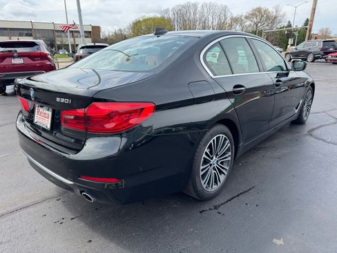 Used 2020 BMW 530i xDrive w/ Premium Package image 13