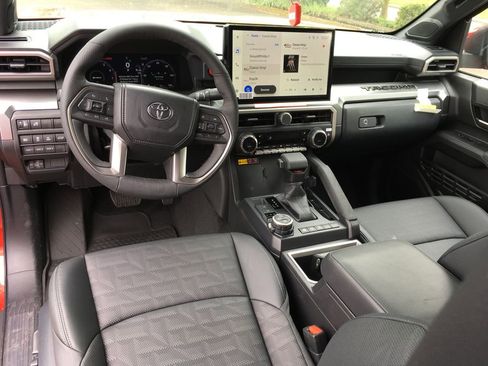 New 2026 Toyota Tacoma TRD Off-Road w/ TRD Off Road Premium Package AWD/4WD image 23