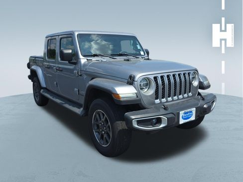 Used 2020 Jeep Gladiator Overland w/ LED Lighting Group AWD/4WD image 1
