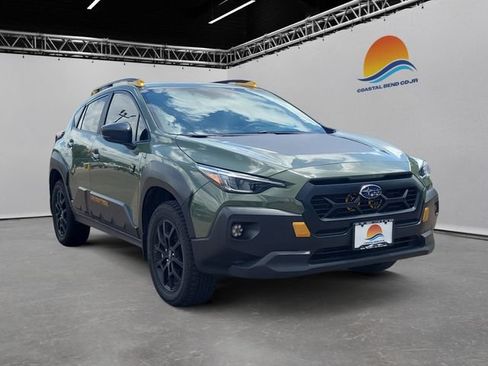 Used 2024 Subaru Crosstrek 2.5i Wilderness w/ Crosstrek Mirror Package AWD/4WD image 3