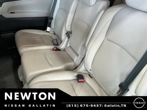 Used 2025 Honda Odyssey EX-L image 10