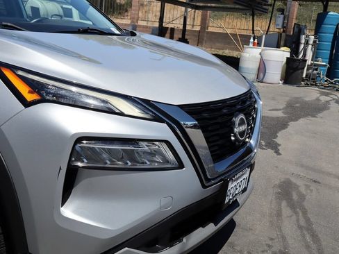 Used 2022 Nissan Rogue SV AWD/4WD image 9