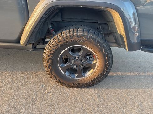 Used 2022 Jeep Gladiator Rubicon w/ Trailer Tow Package image 13