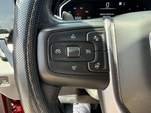 Used 2023 GMC Sierra 1500 SLT AWD/4WD image 17
