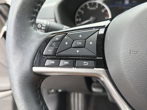 Used 2023 Nissan Altima 2.5 SL FWD image 10