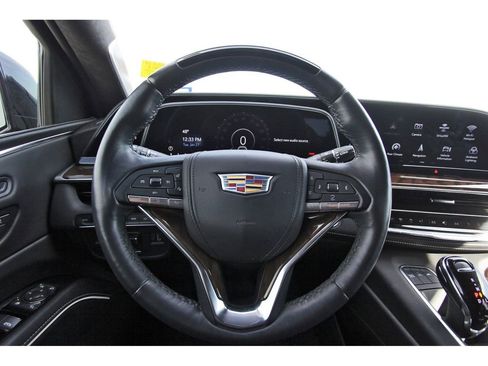 Certified 2024 Cadillac Escalade Sport Platinum w/ Heavy-Duty Trailer Package image 9