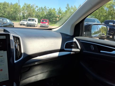 Used 2024 Ford Edge SEL AWD/4WD image 23