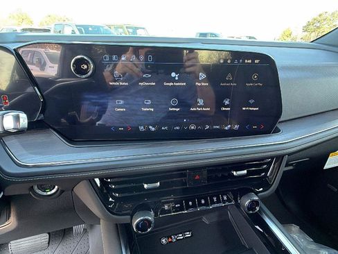 New 2026 Chevrolet Tahoe Premier w/ Sun And Tow Package AWD/4WD image 25