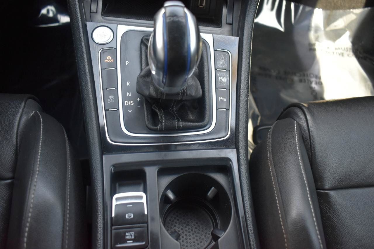 Used 2015 Volkswagen Golf R 4-Door AWD/4WD image 24