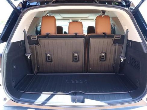 New 2026 Nissan Pathfinder Platinum AWD/4WD image 7