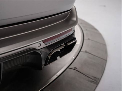 New 2026 Land Rover Range Rover Long Wheelbase Autobiography AWD/4WD image 40