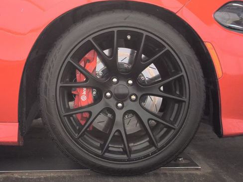 Used 2016 Dodge Charger SRT Hellcat w/ Harman/Kardon Audio Group RWD image 8