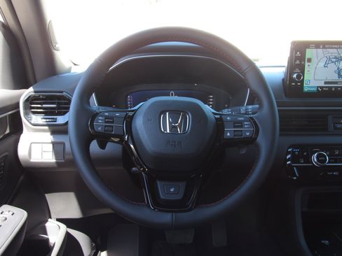 New 2025 Honda Pilot Black Edition image 25