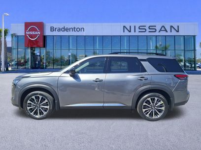 New 2026 Nissan Pathfinder Platinum