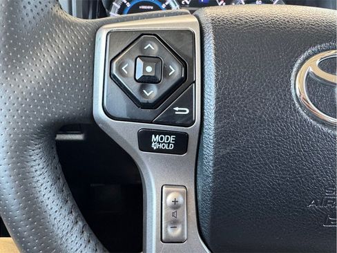 Used 2017 Toyota 4Runner Limited AWD/4WD image 13