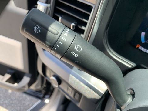 New 2025 Ford F350 Platinum w/ FX4 Off-Road Package image 29