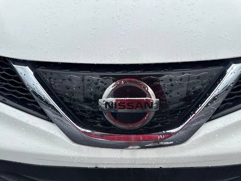 Used 2019 Nissan Rogue Sport S w/ Appearance Package FWD image 19